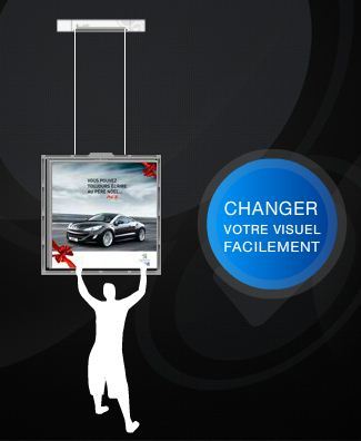 Lève-affiche automatique BLUESPIDER lève-affiches automatiques qui vous permet de changer rapidement vos posters et bâches sans avoir besoin d’échelle ou de nacelle